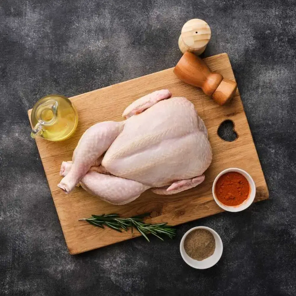 Ganzes Hähnchen (küchenfertig)
