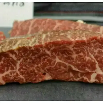 Hier wurde das Picanha als Steak aufgeschnitten.